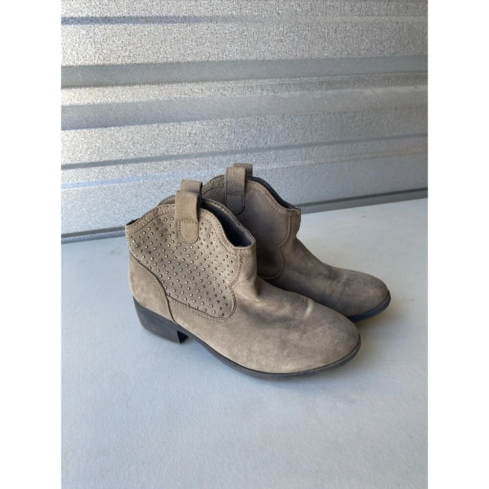 Justice Girls Western Ankle Boots Size 2 Taupe Suede Faux Studded Cowgirl Bootie